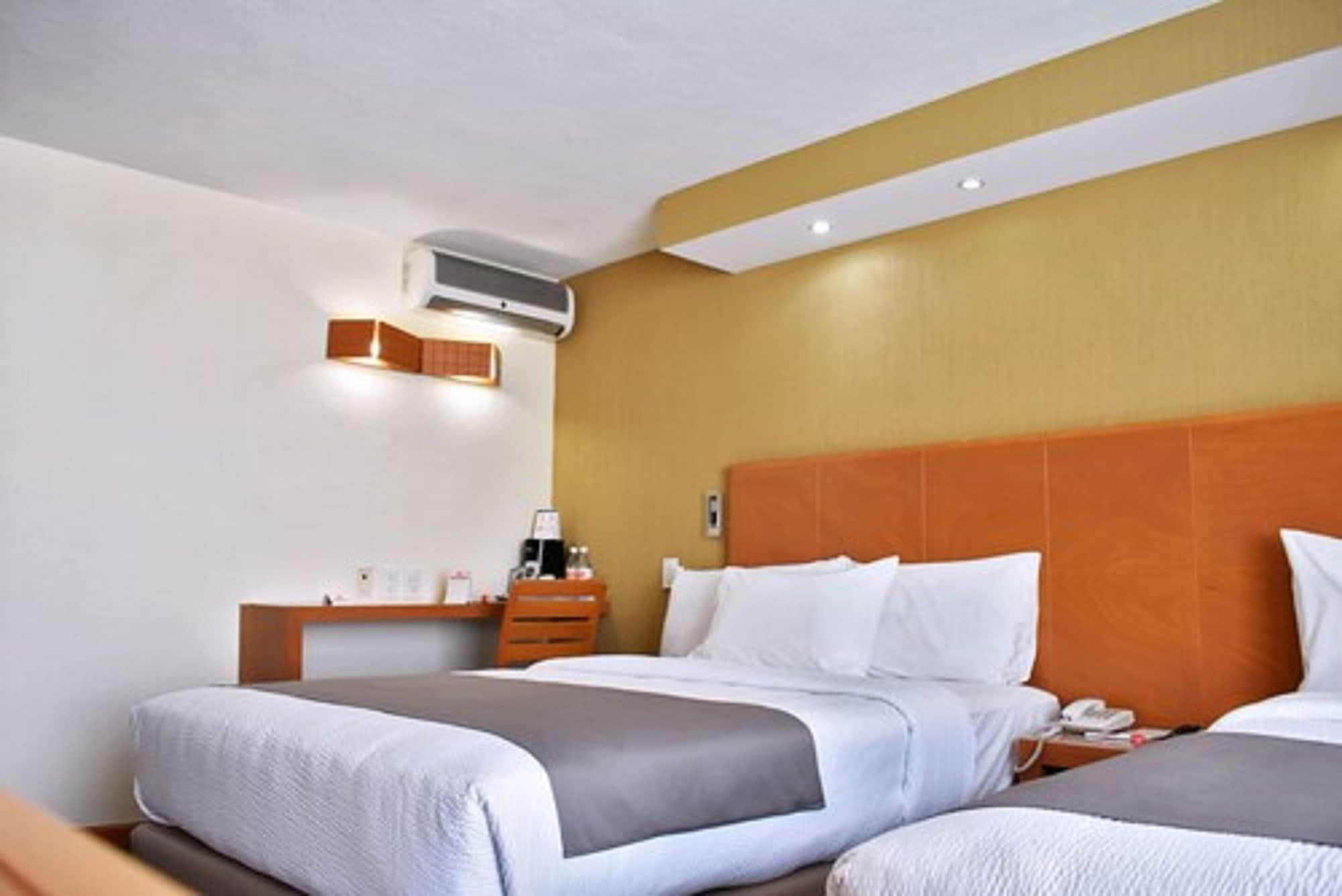 La Posada Hotel Y Suites San Luis Potosí Buitenkant foto